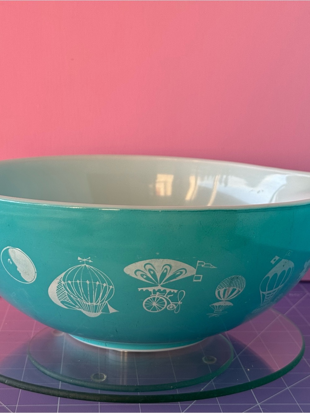 Vintage Pyrex Teal Serving Bowl with White Hot-Air Balloon Motif